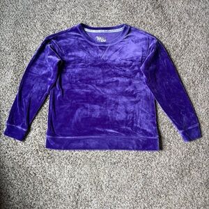 Purple velvet soft crewneck sweatshirt